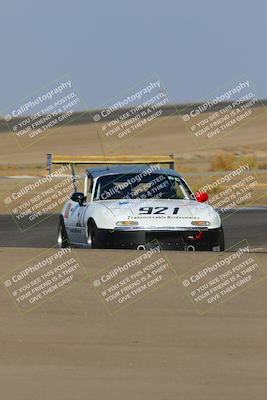 media/Oct-16-2022-Speed Ventures (Sun) [[7df72c9f09]]/Red/Session 2 (Sunset)/